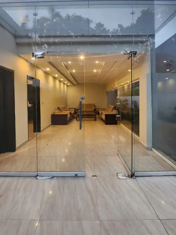 Office for Sale, Gulberg 3, Lahore