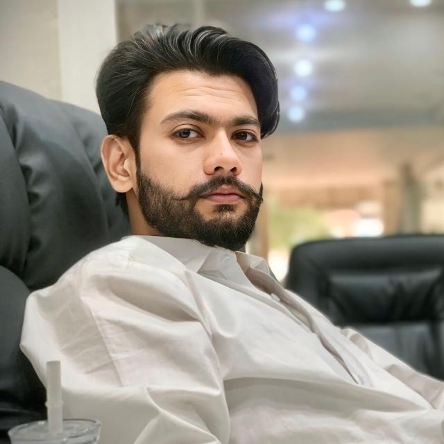 Malik Kashan