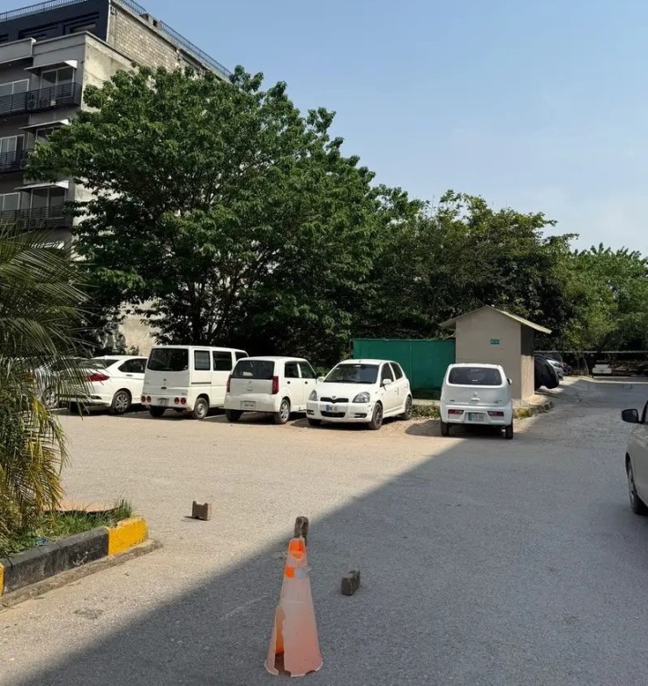 Plot for Sale, Diplomatic Enclave, Islamabad