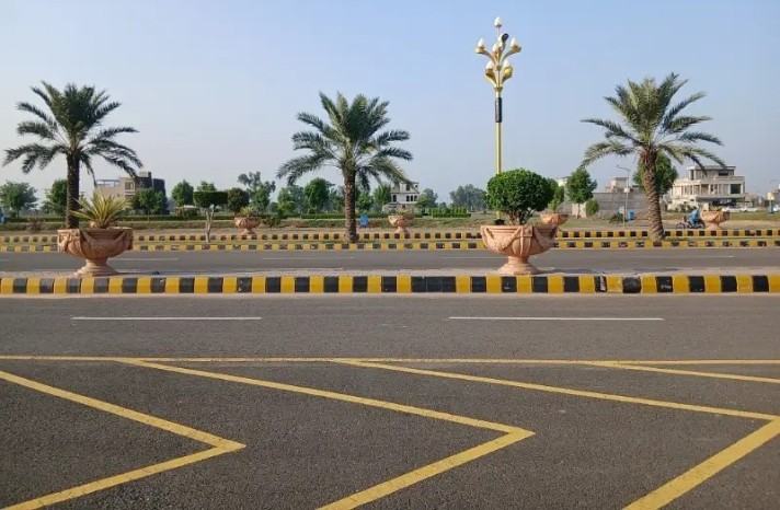 Commercial Plot for Sale, Al Rehman Garden Phase 7, Lahore