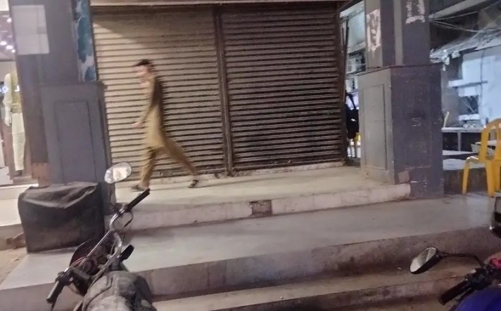 Shop for Rent, PECHS Block 2, Karachi