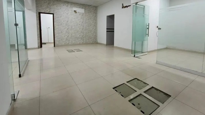 Office for Rent, Gulberg, Lahore