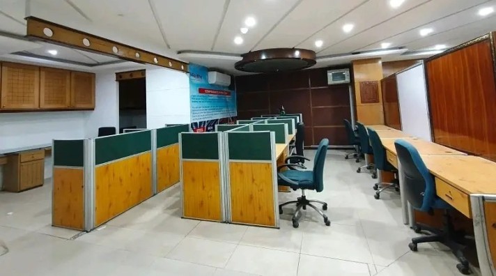 Office for Rent, Main Boulevard Gulberg, Lahore