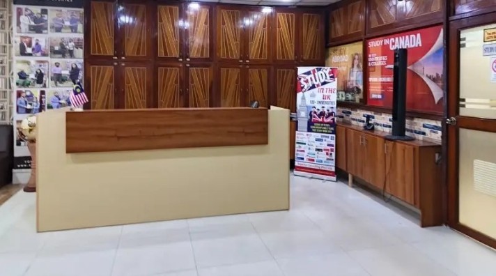 Office for Rent, Shahra-e-Faisal, Karachi