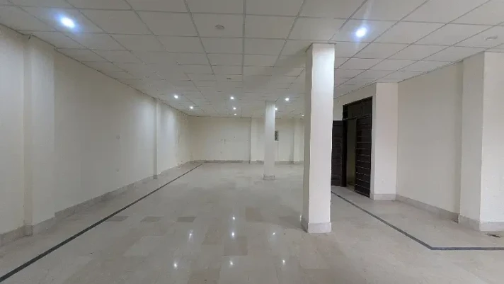 Spacious Office Space Available for Rent, Saddar, Lahore