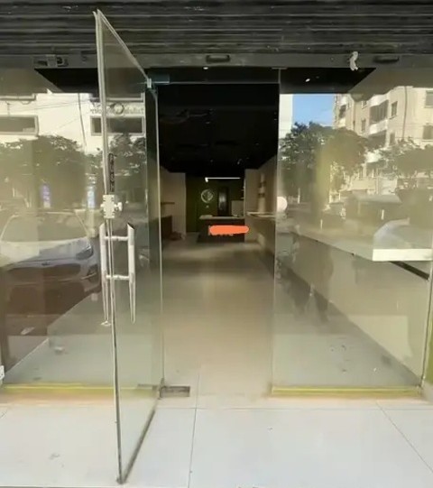Shop for Rent, Bahadurabad, Karachi