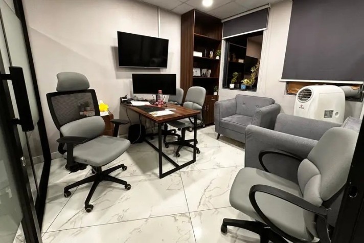 Office for Rent, Gulberg, Lahore