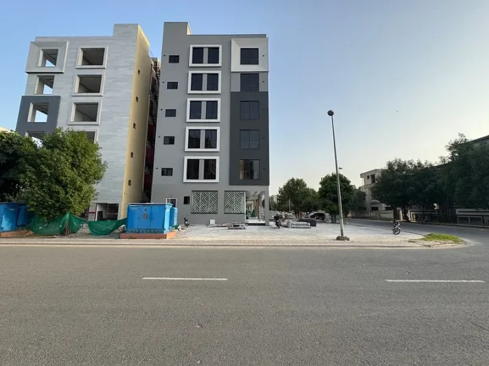 Building for Rent, Bahria Town, Lahore