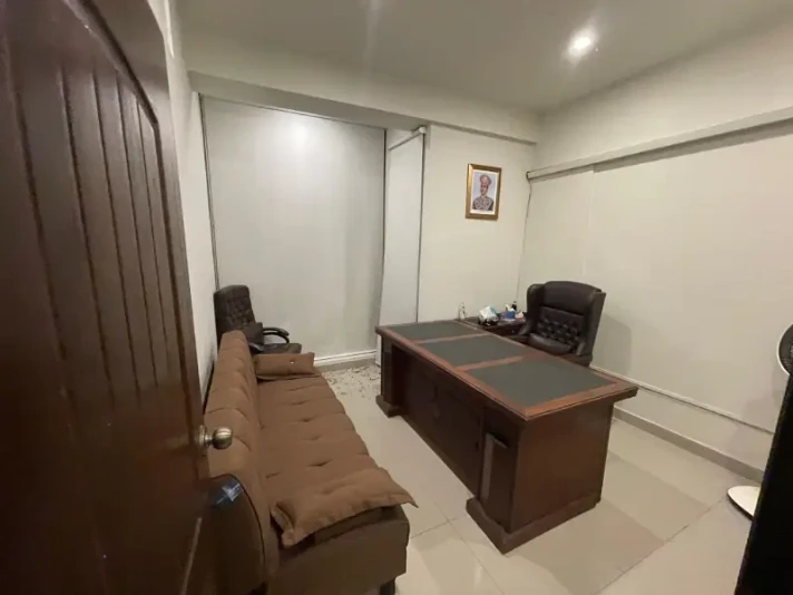 Office for Sale, Bukhari Commercial Area, Karachi