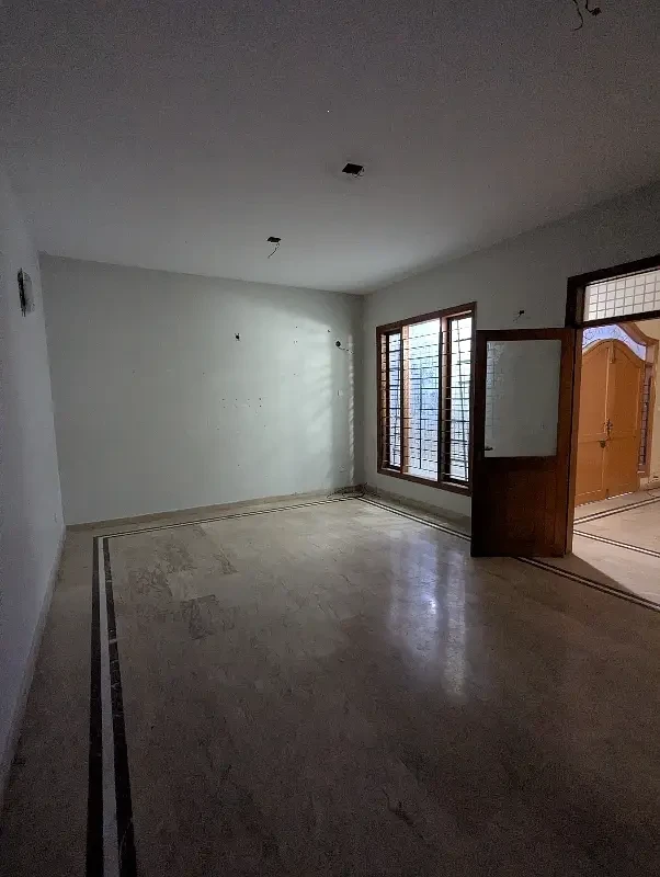 Commercial Space Available for Rent, Gulshan-e-Iqbal - Block 13/D, Karachi