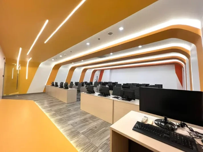 Floor Available for Sale, Blue Area, Islamabad