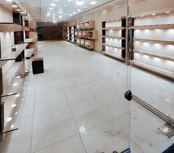 Shop for Rent, MM Alam Road, Lahore