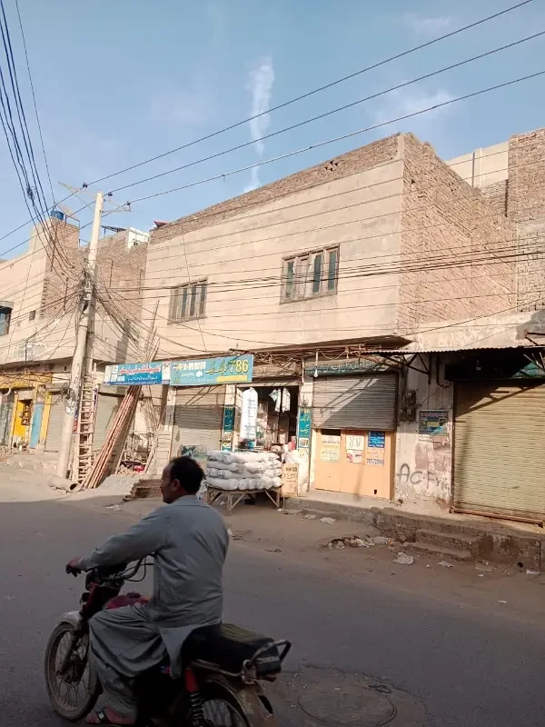 Spacious Shop Available for Sale, Hilal Road, Faisalabad