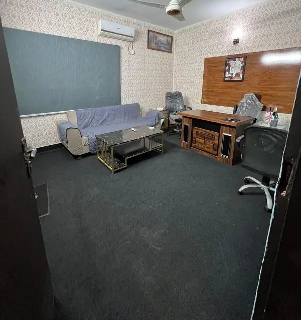 Commercial Bungalow for Rent, Gulshan-e-Iqbal - Block 7, Karachi