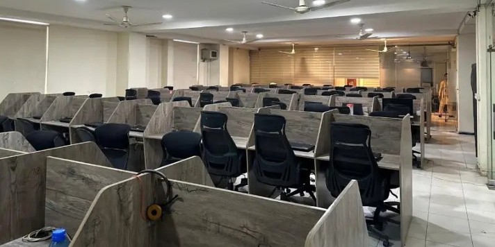 Corporate Office for Rent, Main Boulevard Gulberg, Lahore