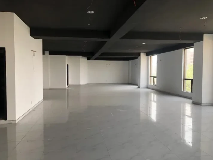 Spacious Office Floor for Rent, Gulberg 3, Lahore