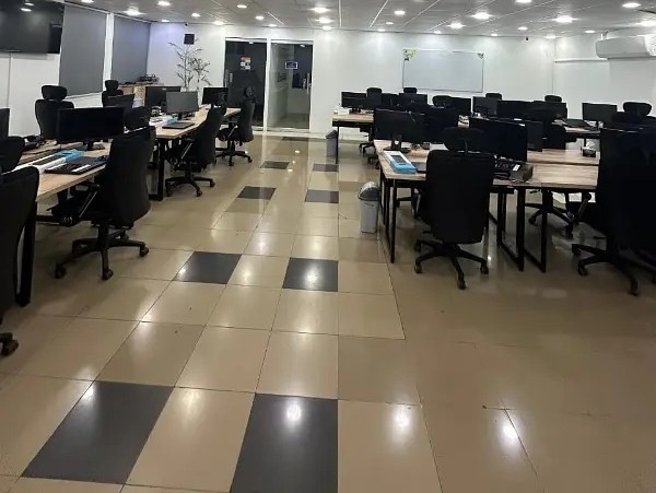 Office for Rent, Main Boulevard Gulberg, Lahore