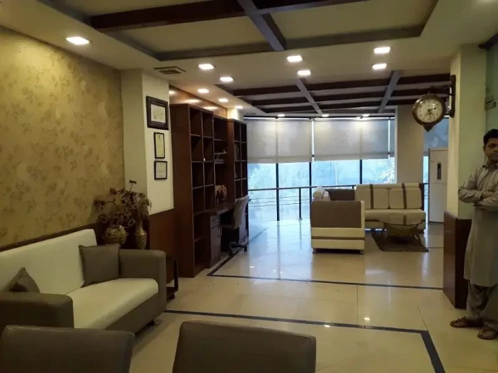 Office for Rent, Gulberg, Lahore