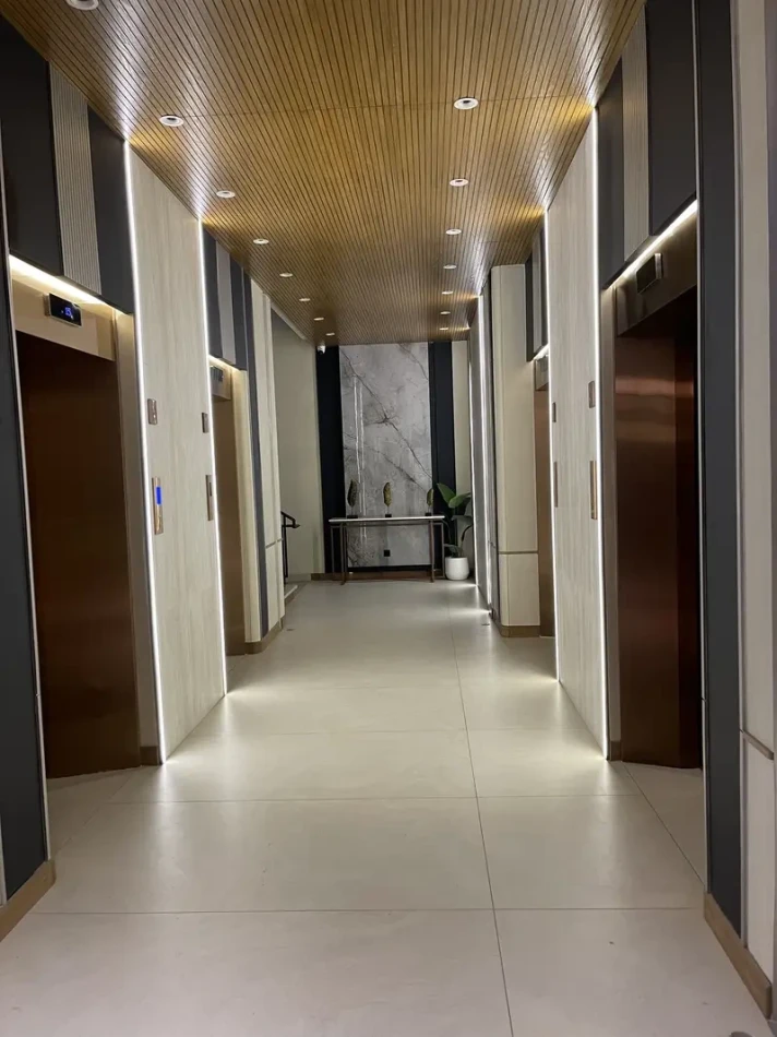 Office for Rent, Bahadurabad, Karachi