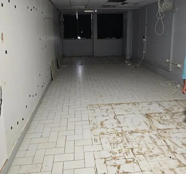 Office for Rent, Shahra-e-Faisal, Karachi