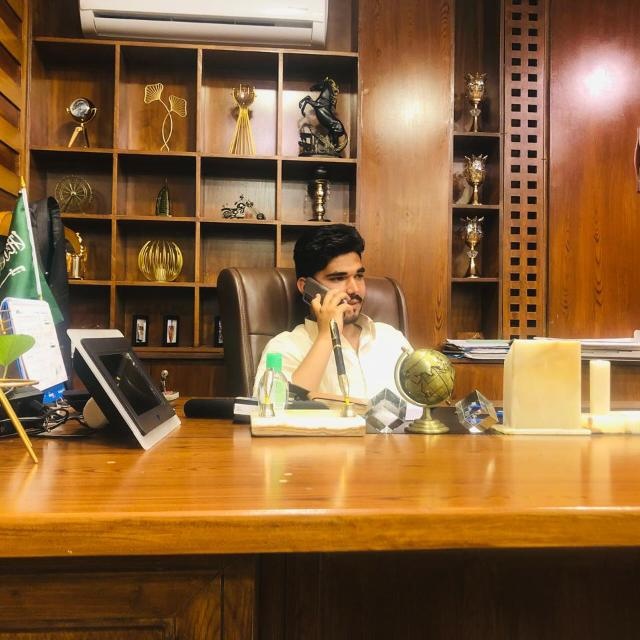 Moiz Fareed
