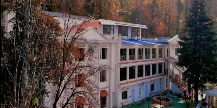 Hotel Available for Sale, Kashmir Road, Murree
