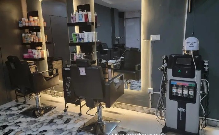Beauty Parlour for Sale - PWD Road - Islamabad