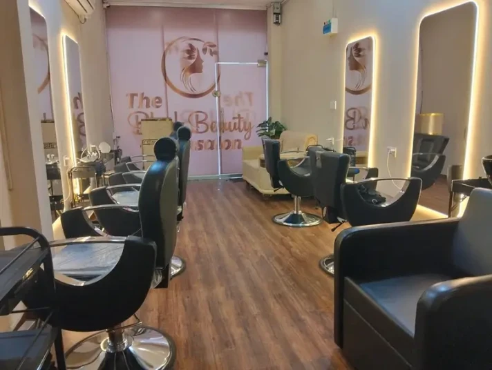 Salon for Sale - Gulshan-e-Iqbal - Karachi