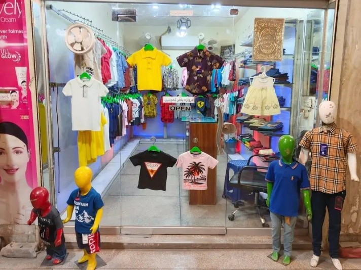 Kids Garments Shop for Sale - Jora Pull - Lahore