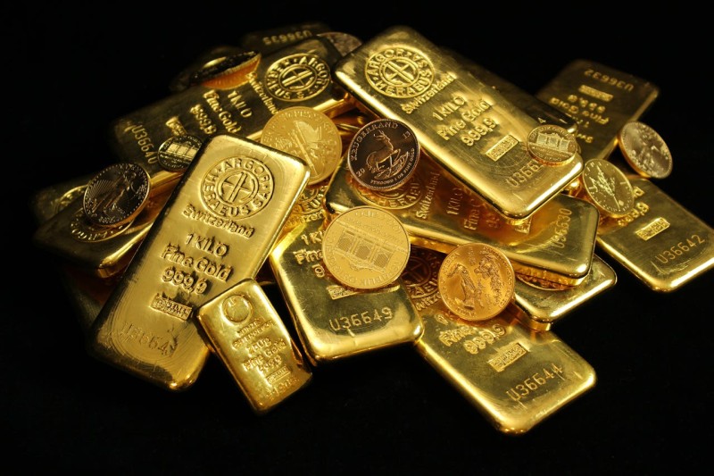 Gold Prices Hold Steady at Rs. 370,700 After Monday’s Record