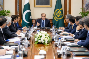 PM Shehbaz Calls for Resolving Business Community Problems