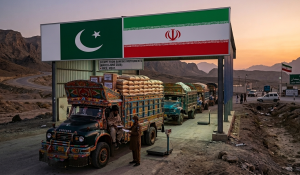 Pakistan Relaxes Border Trade Rules with Iran to Bypass Maritime Turmoil