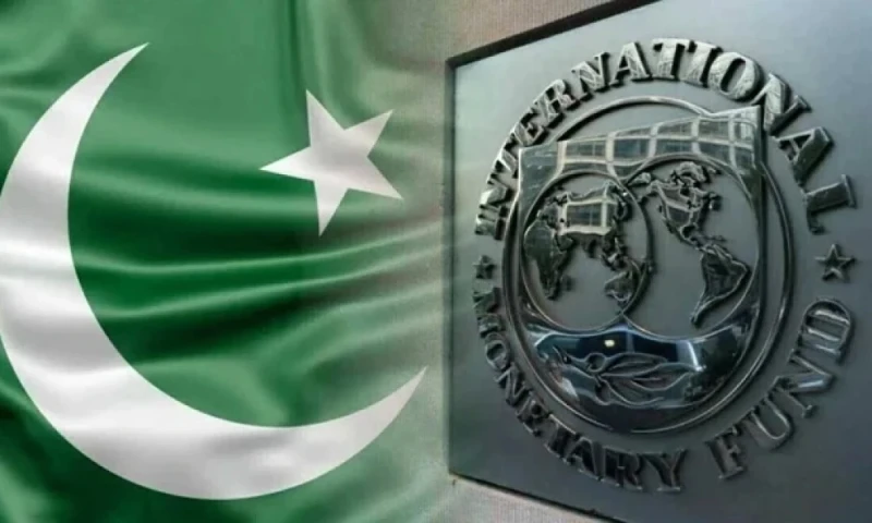 IMF Demands End to "Fuel Price Distortions" as Pakistan Navigates Massive Subsidy Pressures