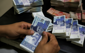 Pakistan's Economy Grows 3.71% in Q1 FY26 Amid Sectoral Gains