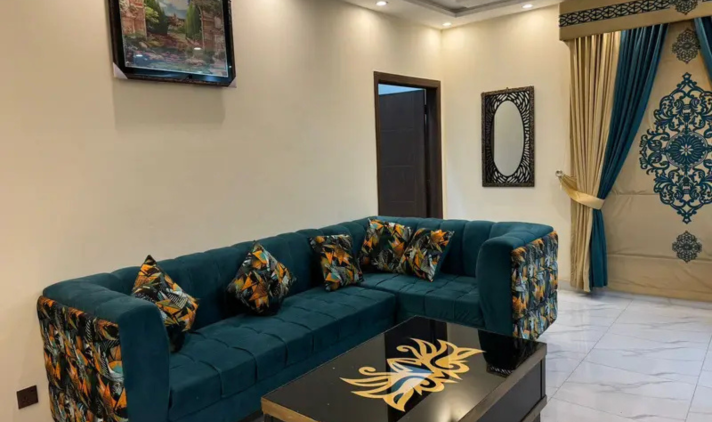 Flat for Rent, Bahria Town - Sector C, Lahore