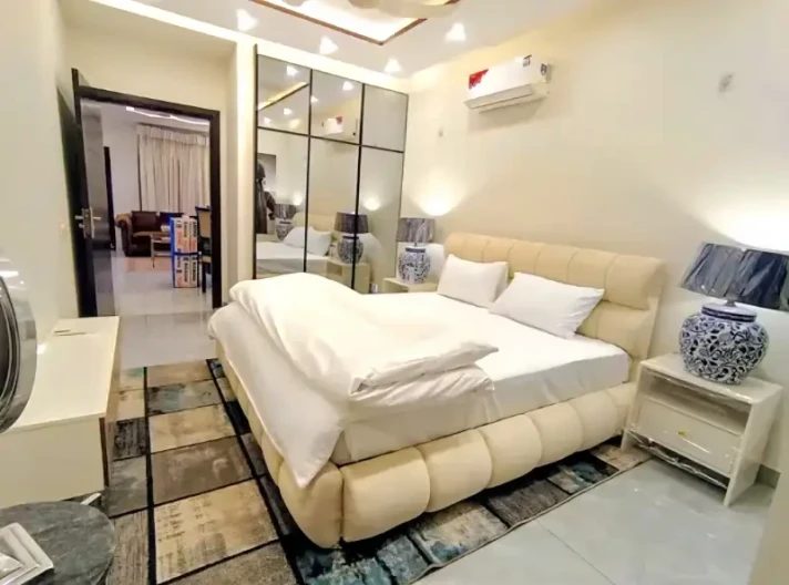 Flat for Rent, Bahria Town - Sector C, Lahore