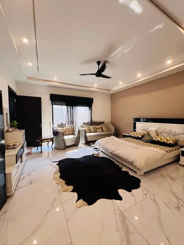 Upper Portion for Rent, Lake City, Lahore