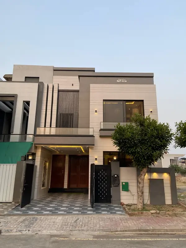 House for Sale, Bahria Town - Sector E, Lahore